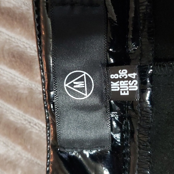 Missguided Fun, 100% Polyurethane, Black, Shiny Pants. Size 4  NWOT - Picture 11 of 13
